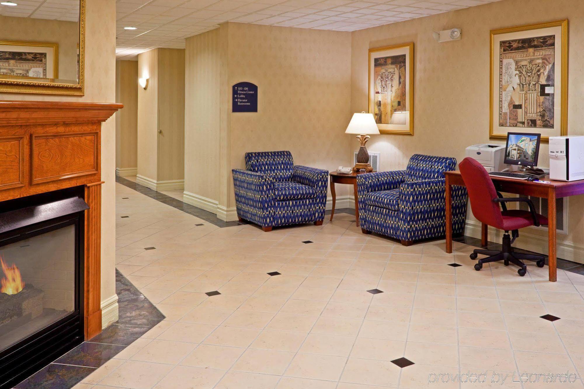 Hotel Express & By Ihg