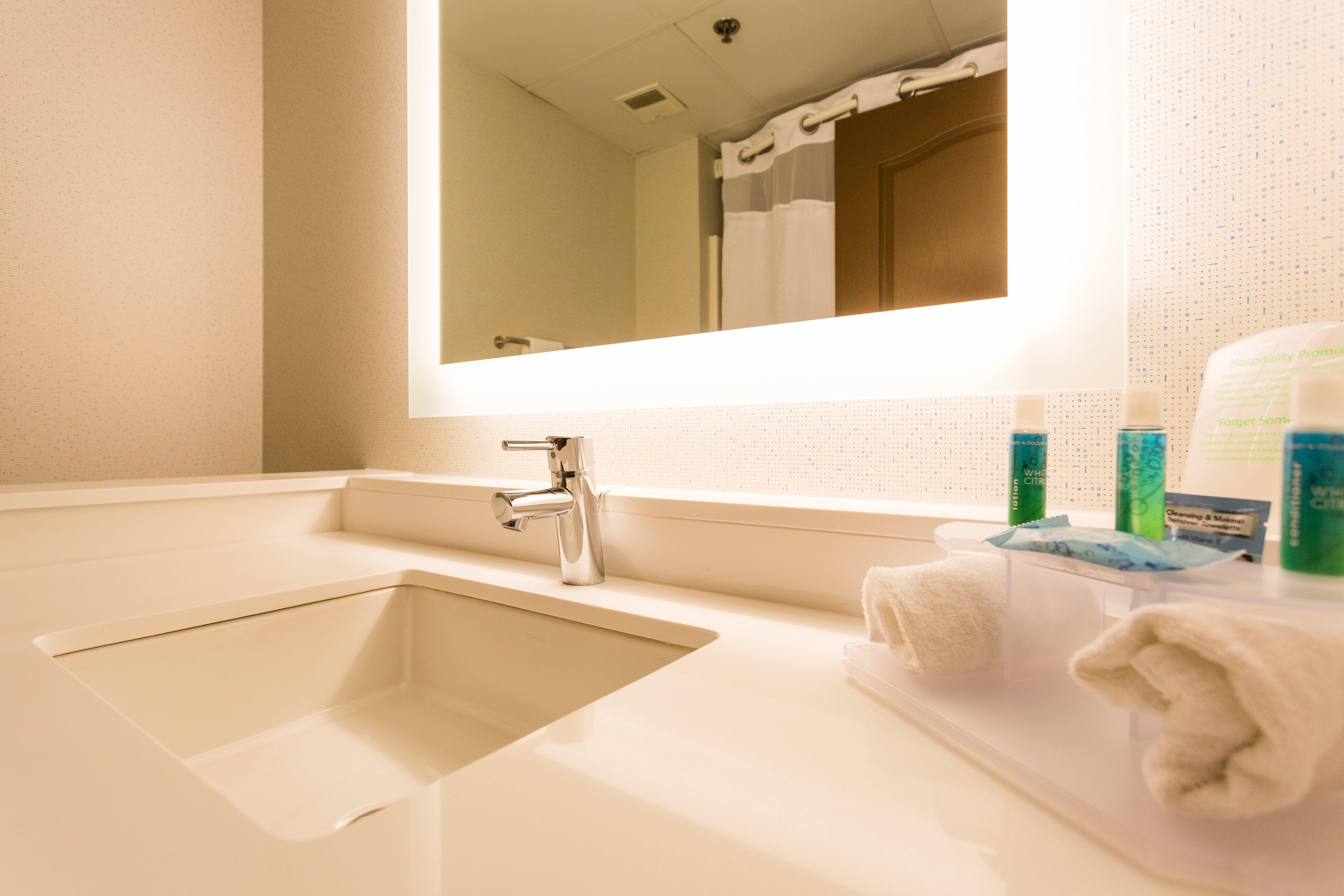 Express & By Ihg Hotel 2*