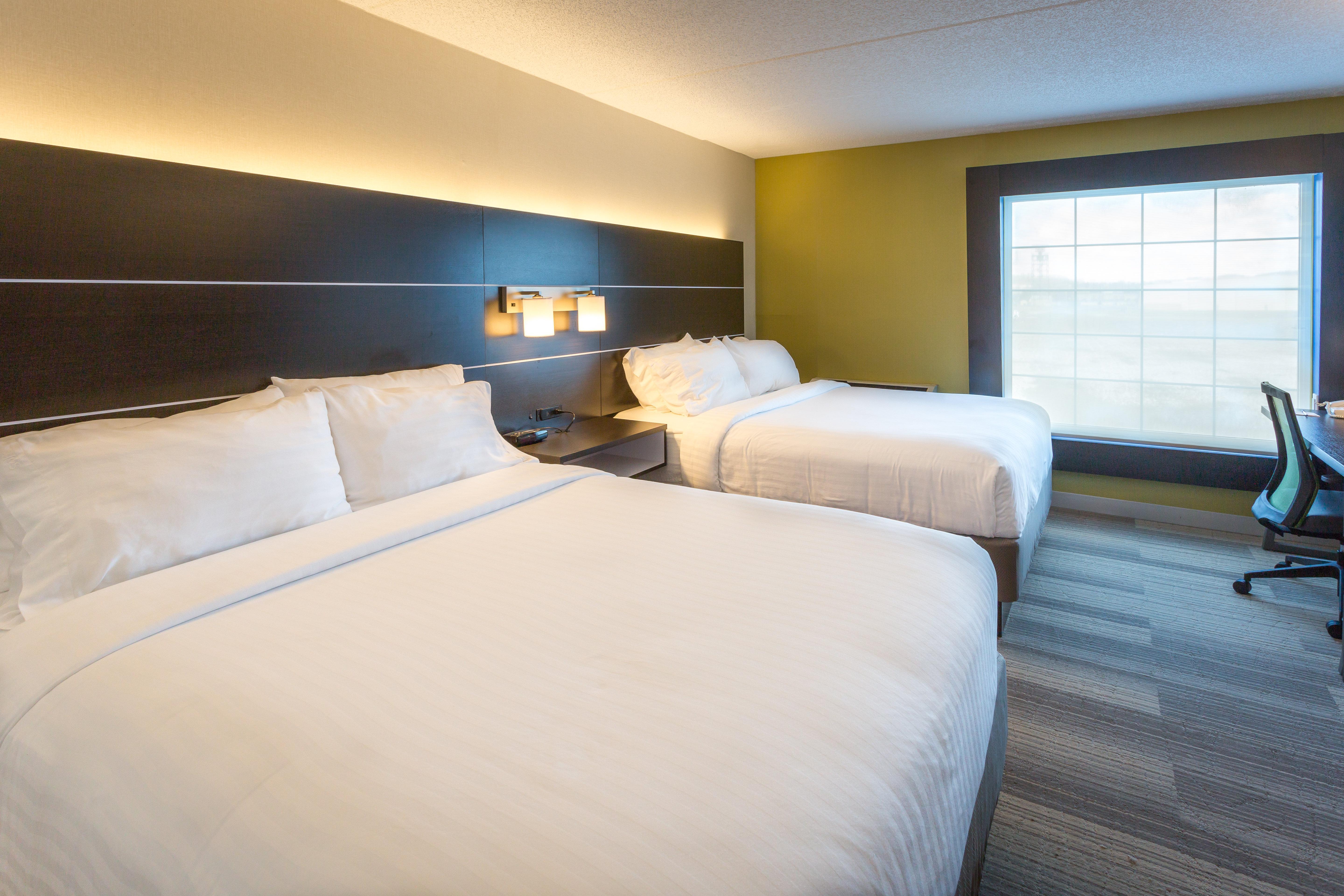 Express & By Ihg 2*