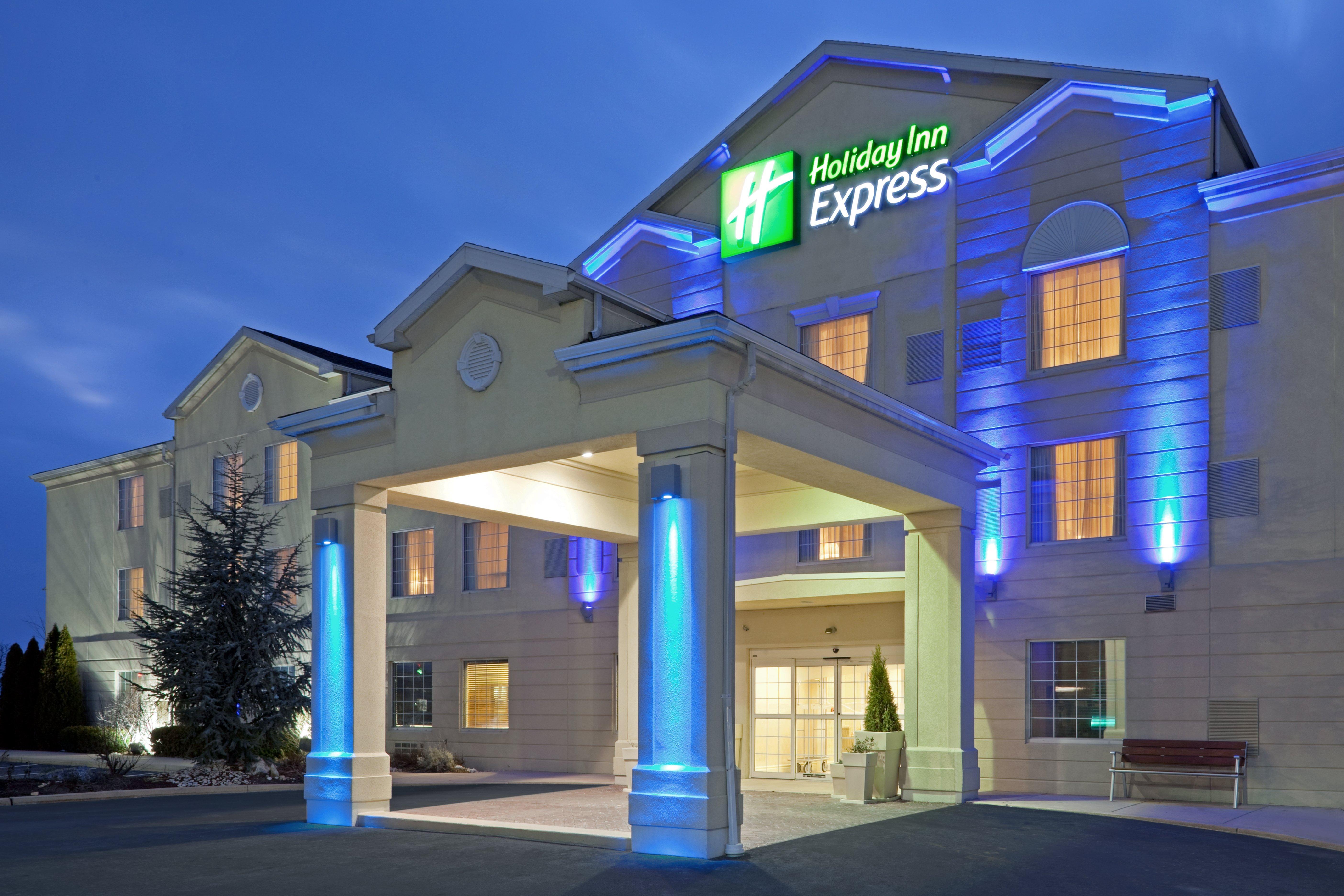 Express & By Ihg Hotel 2*