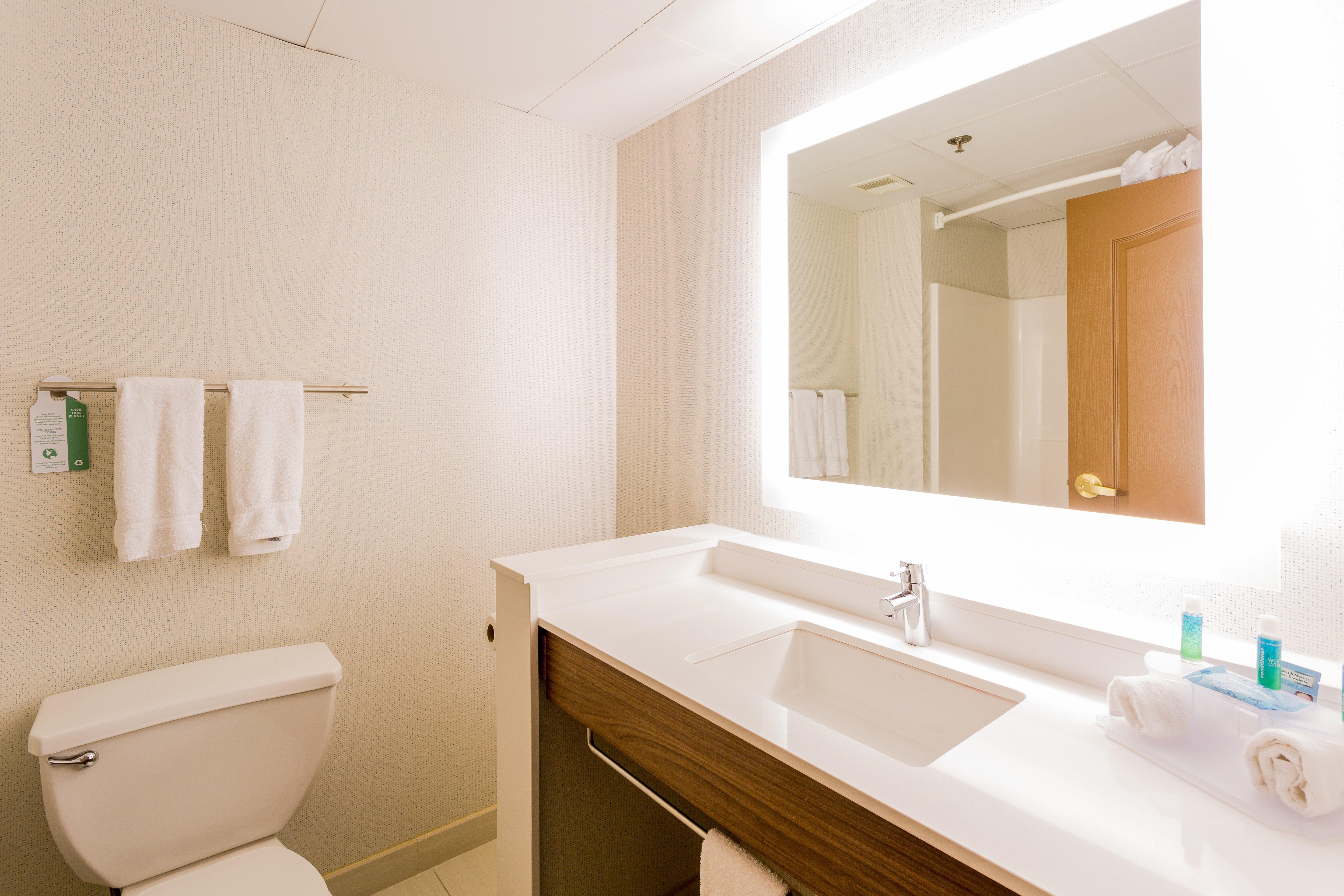 Express & By Ihg 2* Reading